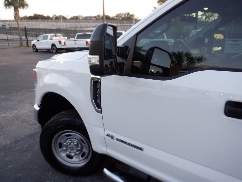 Used 2020 Ford F250 XL w/ Power Equipment Group image 21