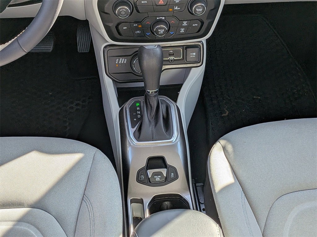 Used 2022 Jeep Renegade Latitude image 19