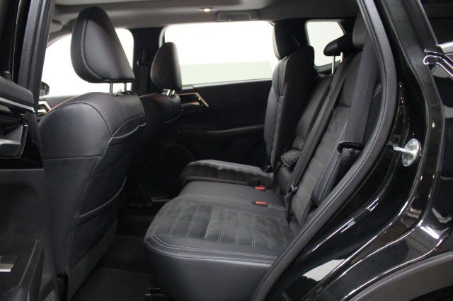 Used 2024 Mitsubishi Outlander SE FWD image 26