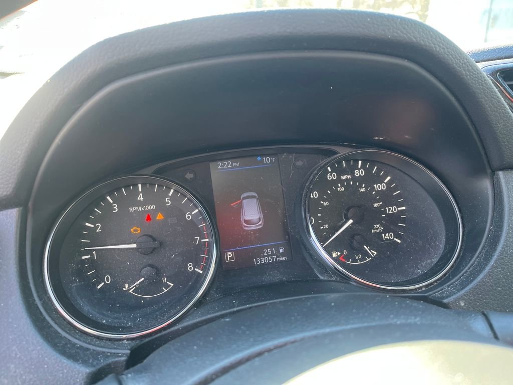 Used 2019 Nissan Rogue Sport S image 10