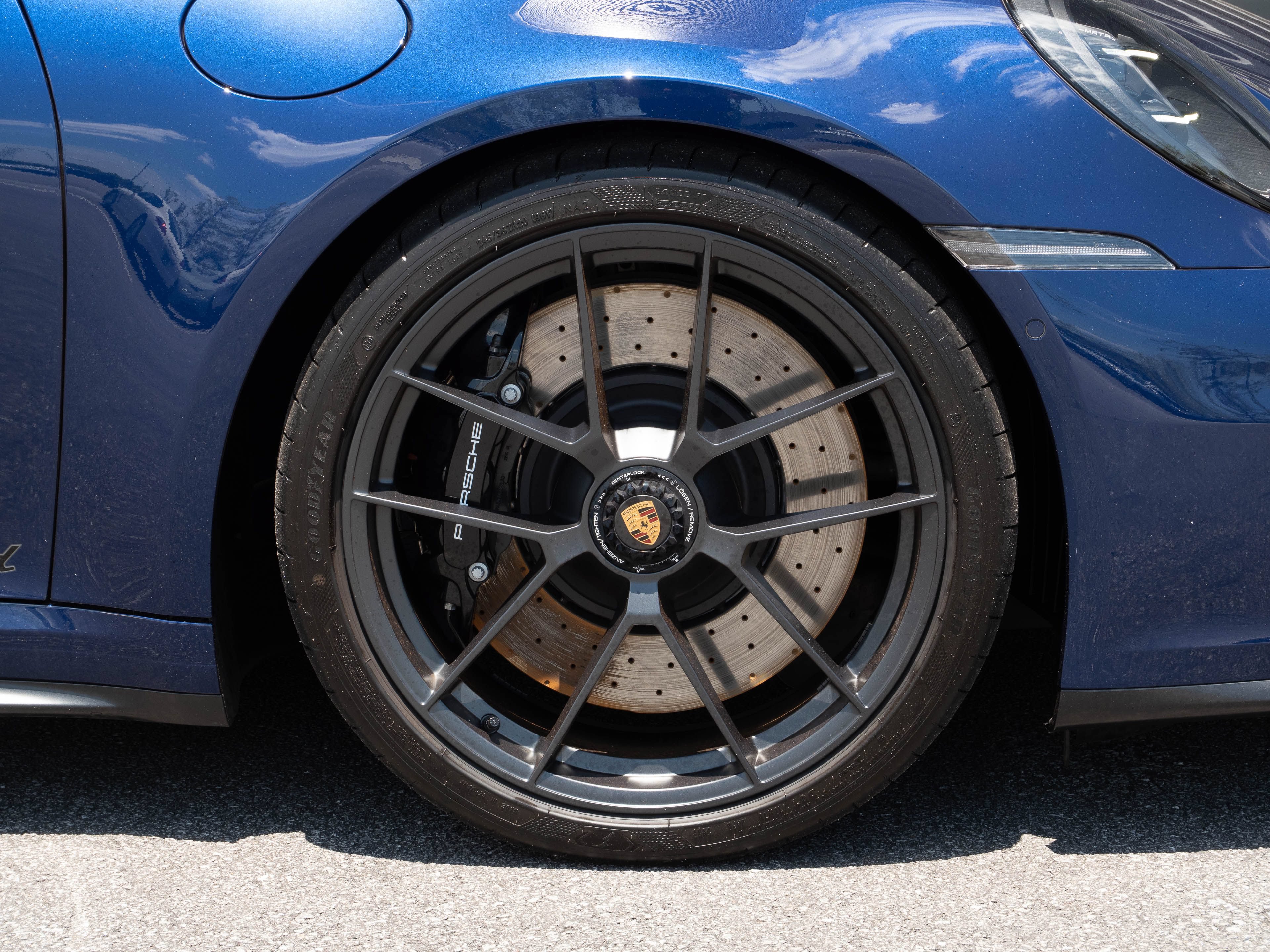Certified 2026 Porsche 911 Carrera GTS RWD image 30