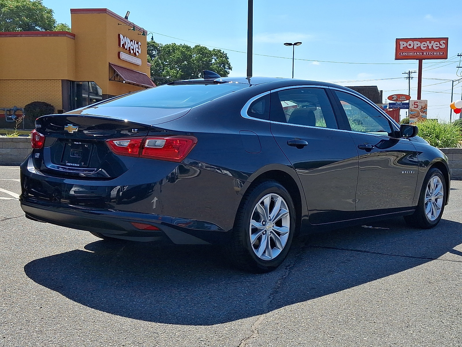 Used 2023 Chevrolet Malibu LT FWD image 7