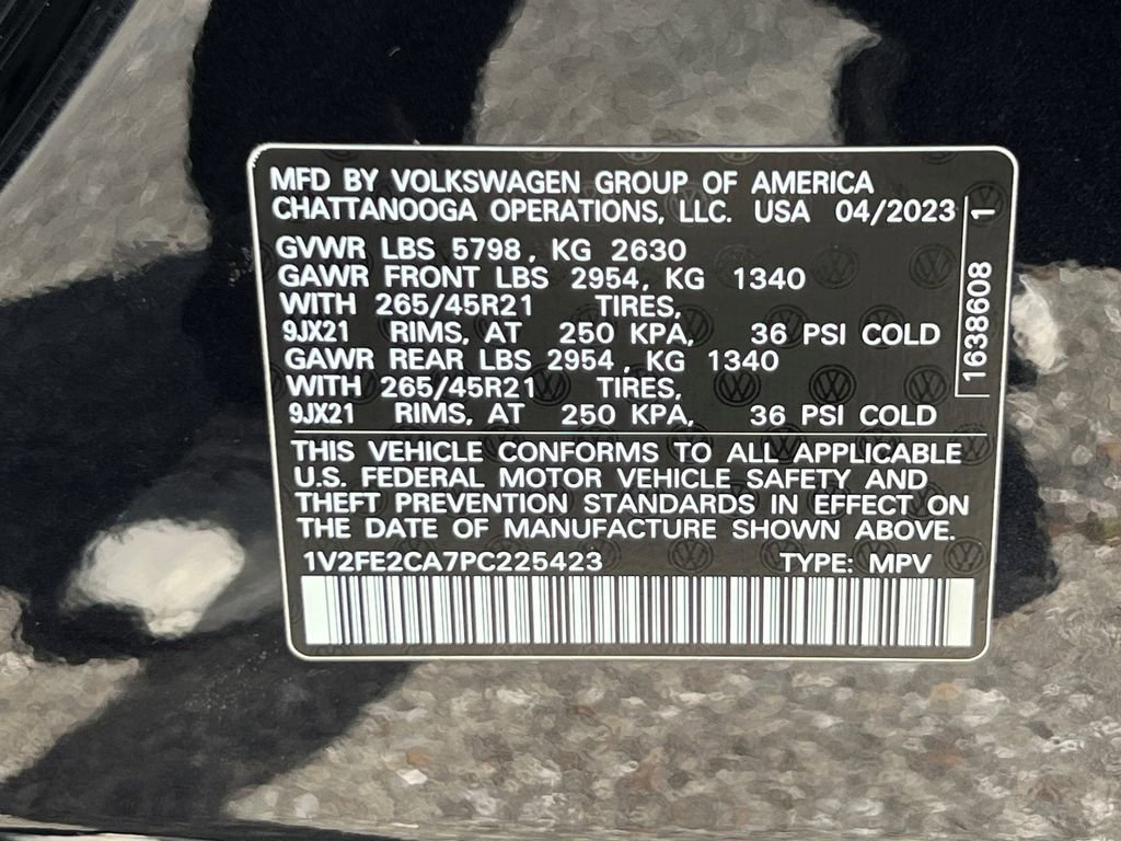 Used 2023 Volkswagen Atlas Cross Sport SEL Premium R-Line image 33