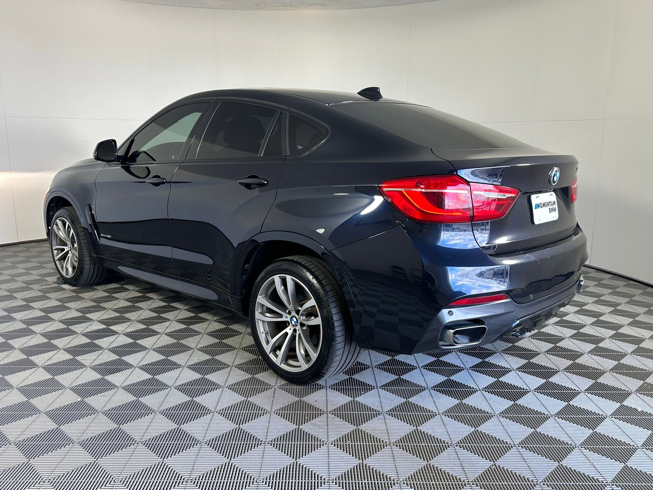 Used 2015 BMW X6 sDrive35i image 3