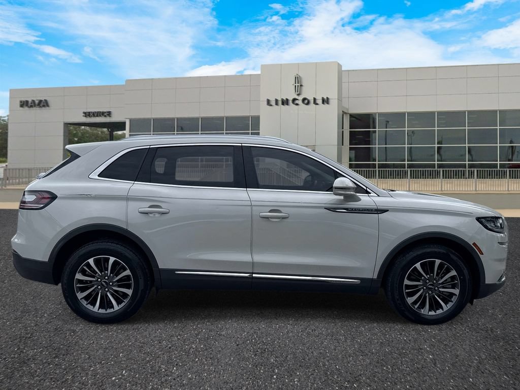 Certified 2023 Lincoln Nautilus Reserve AWD/4WD image 2
