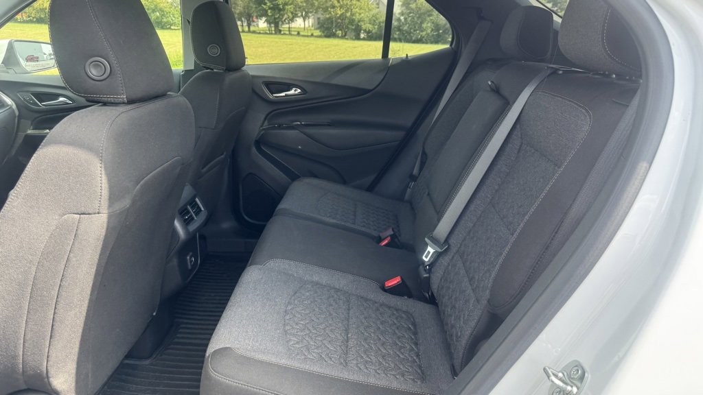 Used 2023 Chevrolet Equinox LT image 15