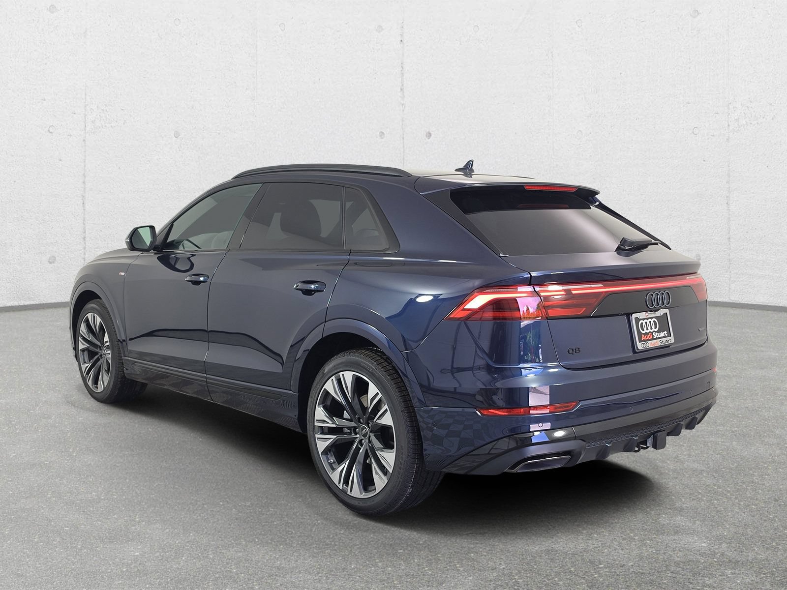 New 2026 Audi Q8 Premium Plus AWD/4WD image 4