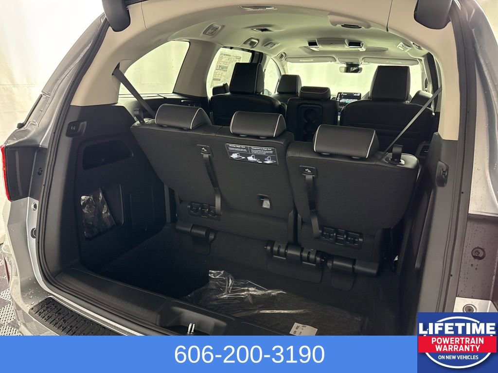 New 2026 Honda Odyssey Elite image 11