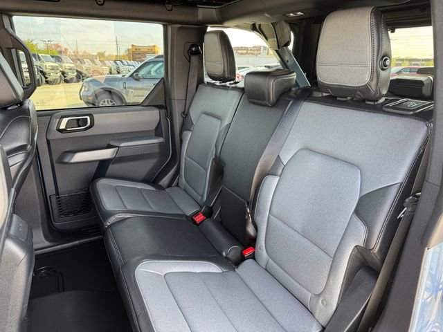 Used 2023 Ford Bronco Everglades image 17