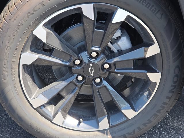 New 2027 Chevrolet Equinox RS w/ Safety and Technology Package FWD image 10