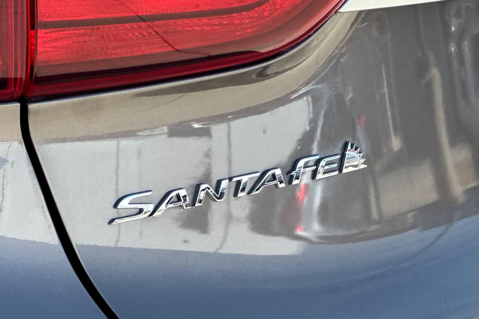 Used 2019 Hyundai Santa Fe SE FWD image 33