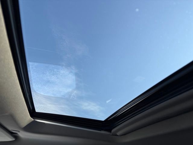 Used 2024 Chevrolet Silverado 2500 LTZ w/ LTZ Plus Package image 17