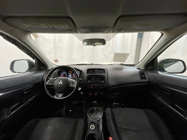 Used 2015 Mitsubishi Outlander Sport ES AWD/4WD image 16