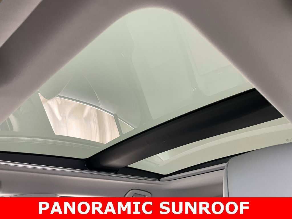 Used 2024 Toyota Venza Limited image 5