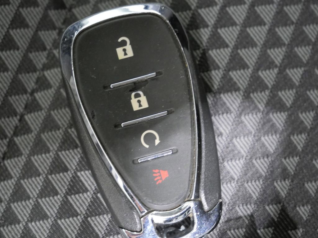 Used 2024 Chevrolet Trax LT w/ Driver Confidence Package FWD image 27