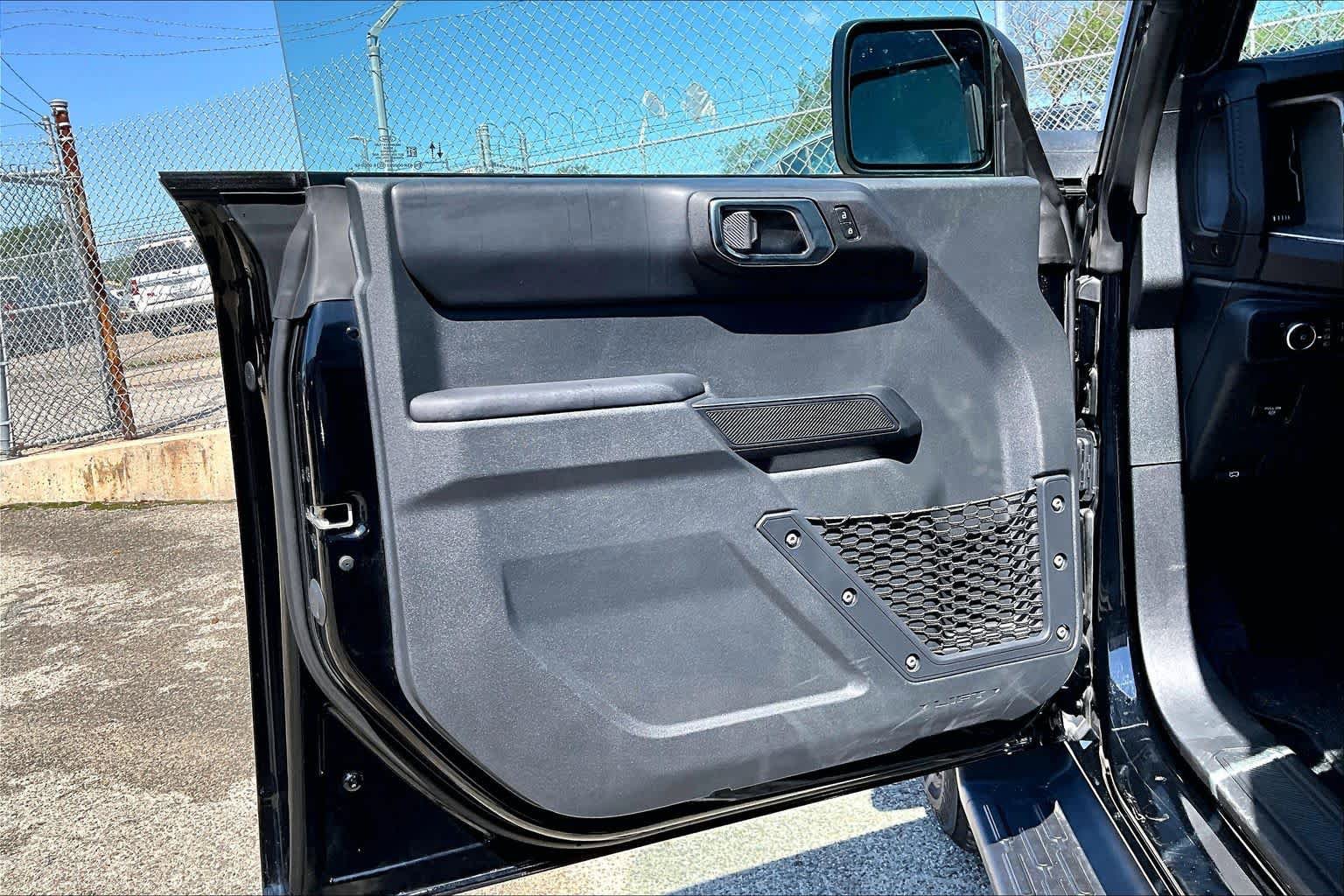 Used 2025 Ford Bronco Outer Banks AWD/4WD image 22