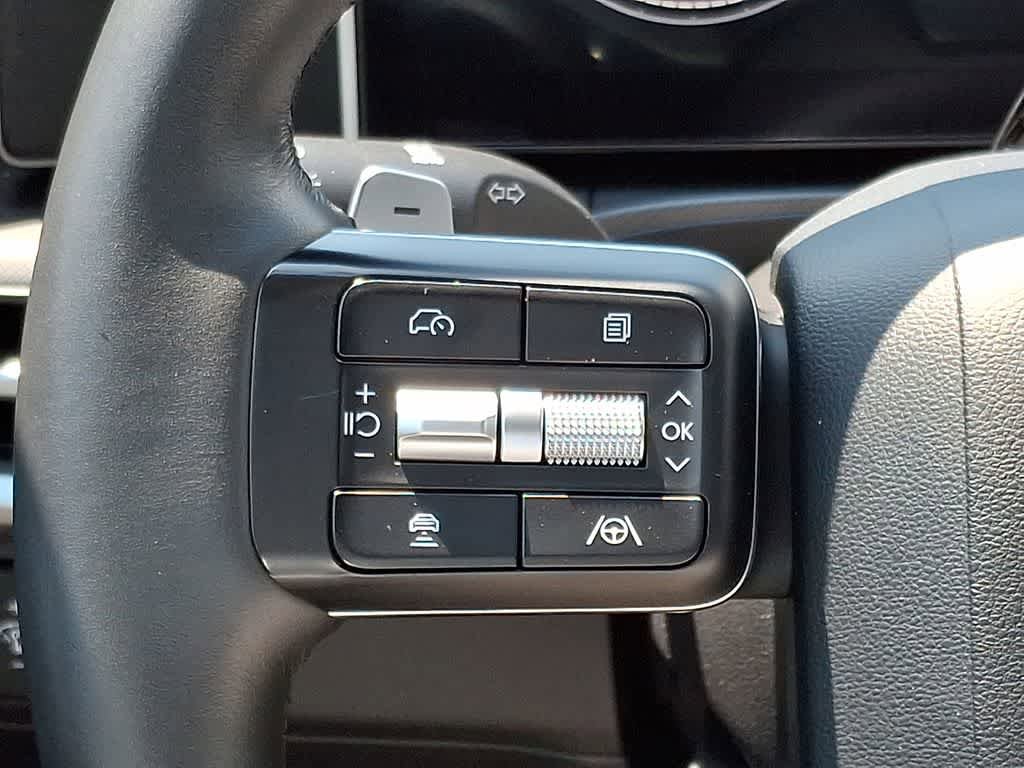 Used 2025 Hyundai Santa Fe SEL FWD image 20