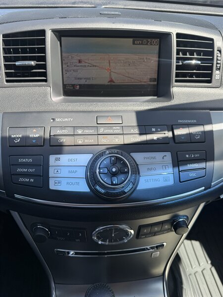 Used 2007 INFINITI M35 w/ Technology Pkg RWD image 12