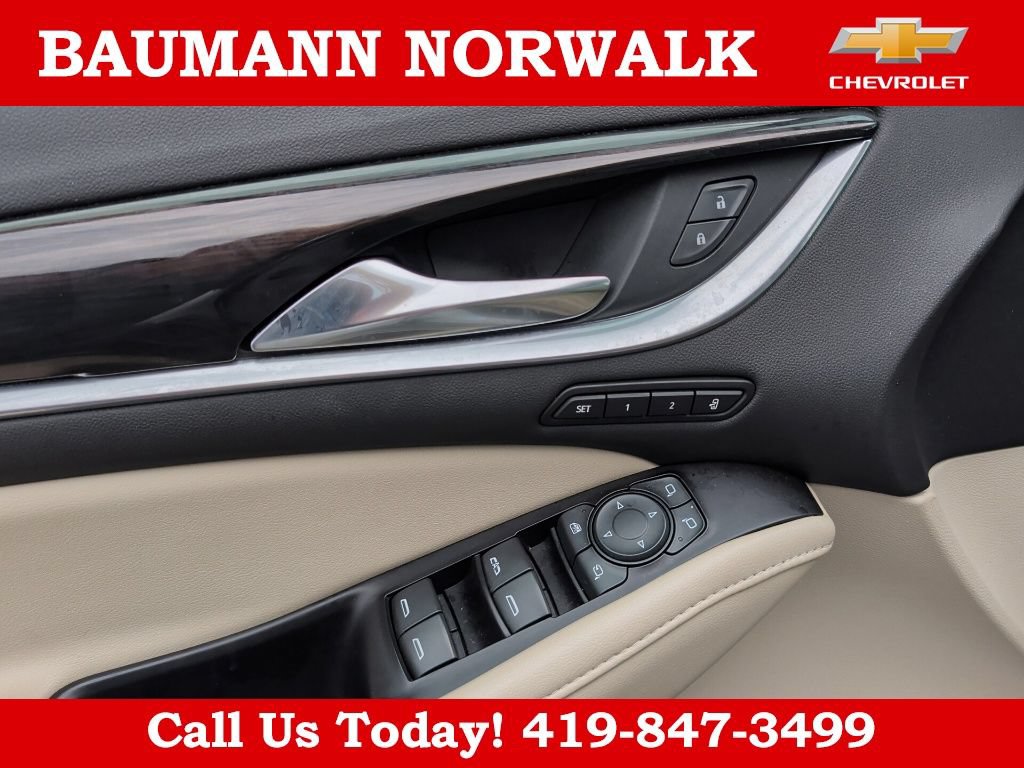 Used 2019 Buick Enclave Premium w/ LPO, Luxury Package AWD/4WD image 10