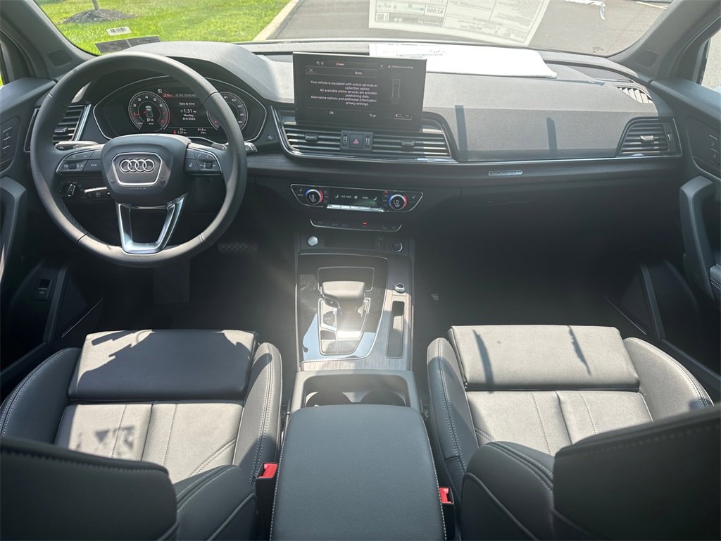 Certified 2025 Audi Q5 2.0T Premium Plus w/ Premium Plus Package image 11