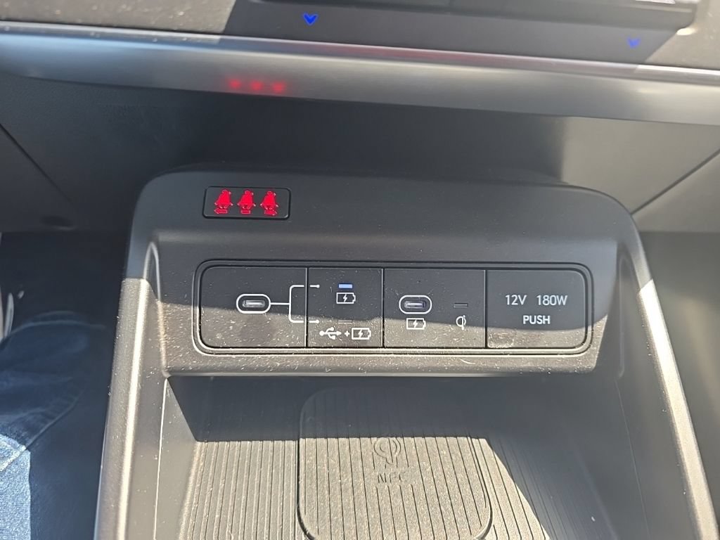 Used 2024 Hyundai Kona SEL w/ Convenience Package FWD image 15