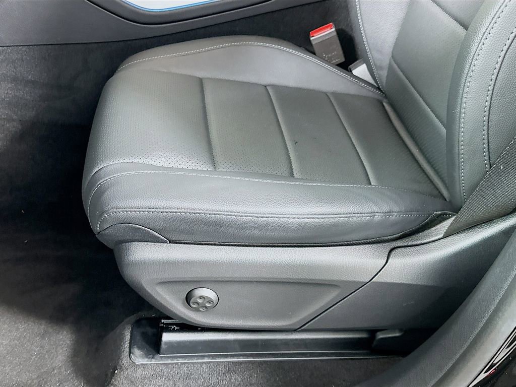 Used 2025 Mercedes-Benz GLS 450 4MATIC image 20