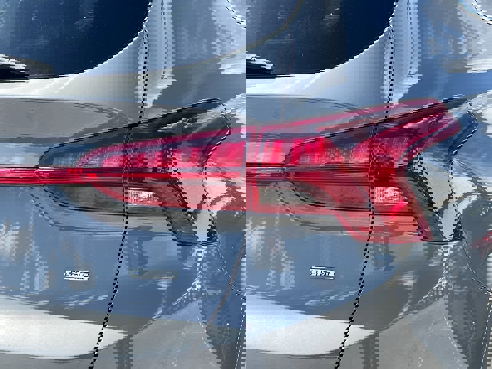 Certified 2022 Hyundai Santa Fe SEL image 28