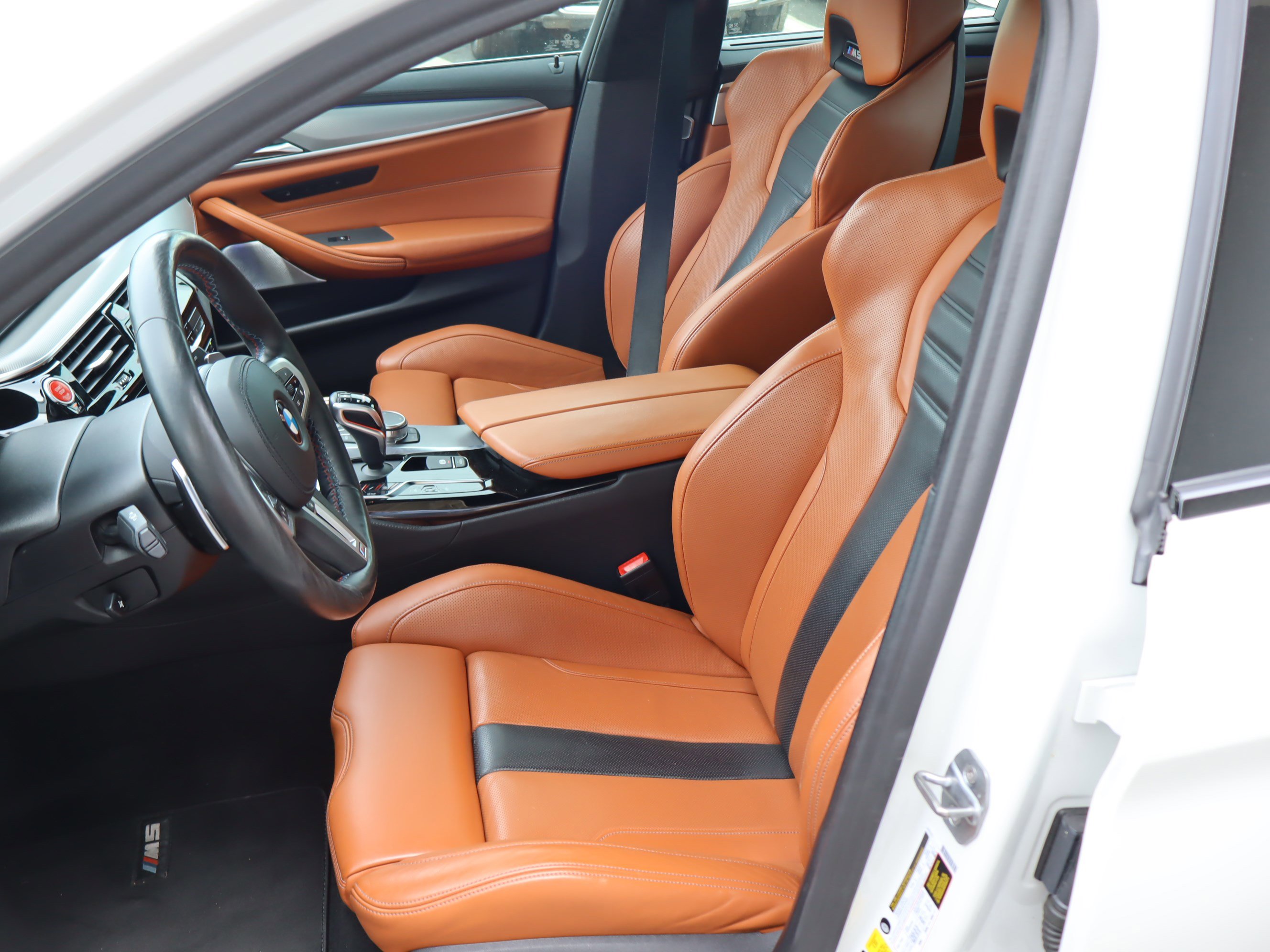 Used 2020 BMW M5 w/ Executive Package image 18