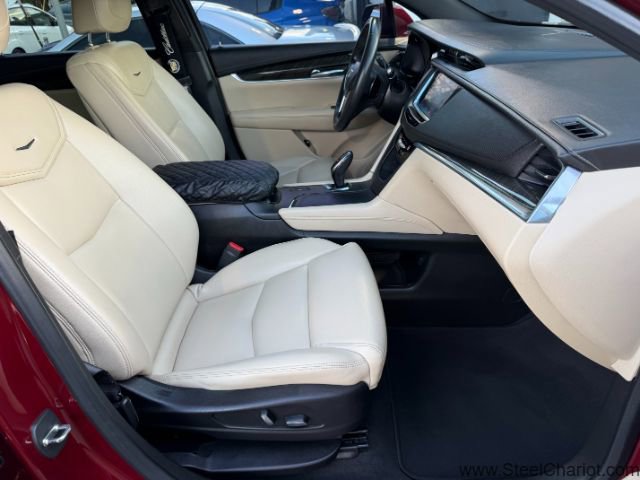 Used 2017 Cadillac XT5 FWD w/ LPO, Wheel Lock Package image 17