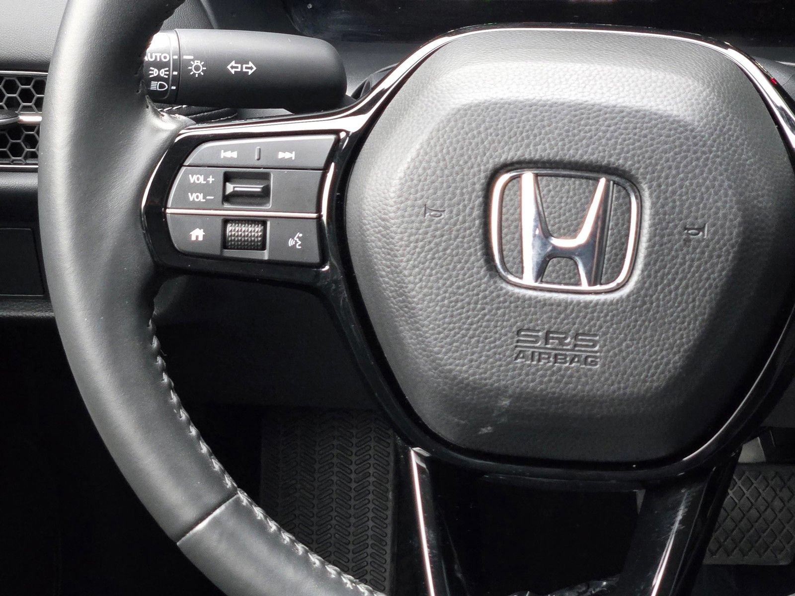 Used 2025 Honda HR-V EX-L image 15