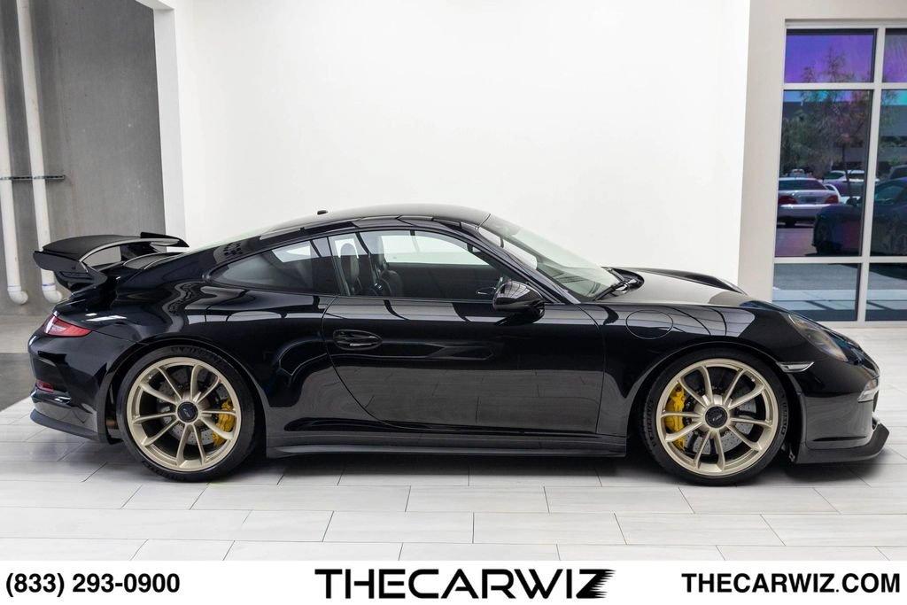 Used 2015 Porsche 911 GT3 RWD image 31