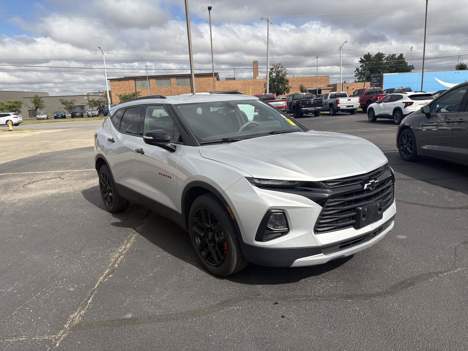 Used 2020 Chevrolet Blazer LT w/ Redline Edition FWD image 2