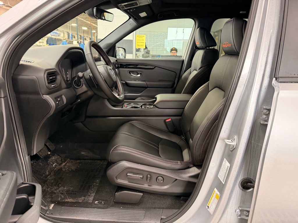 New 2026 Honda Pilot TrailSport image 12