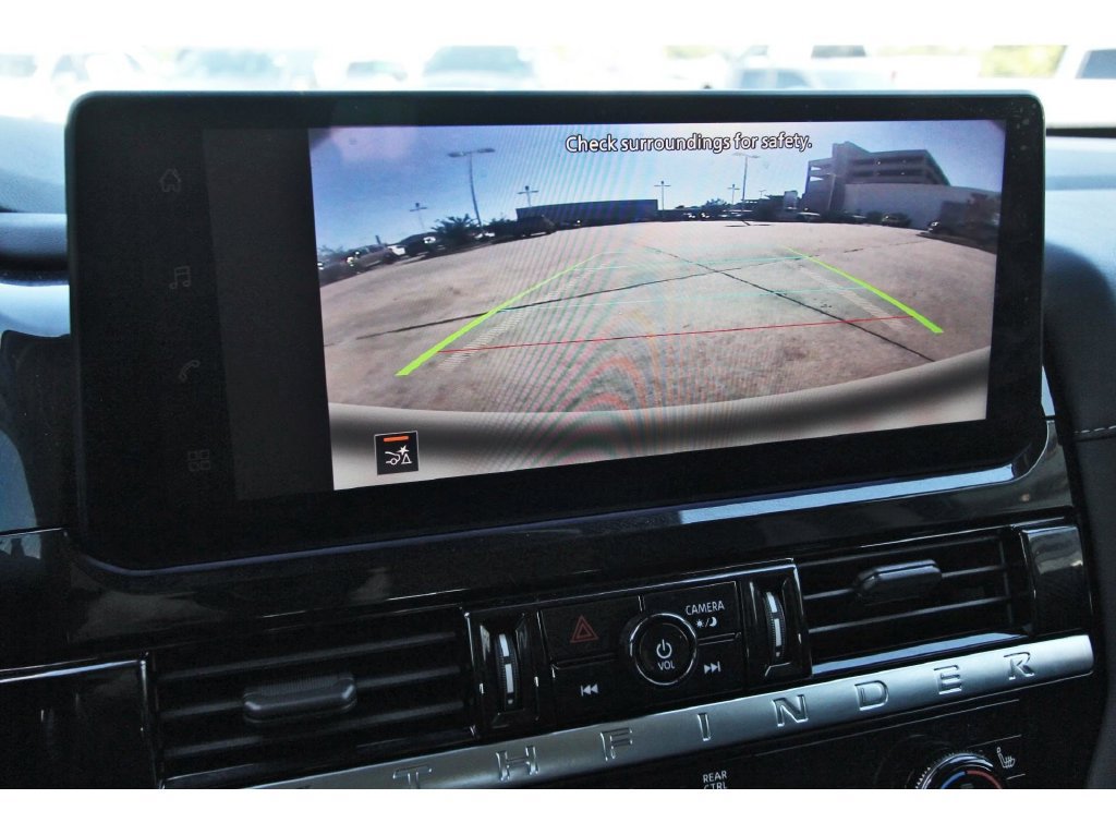 Used 2026 Nissan Pathfinder SV FWD image 25