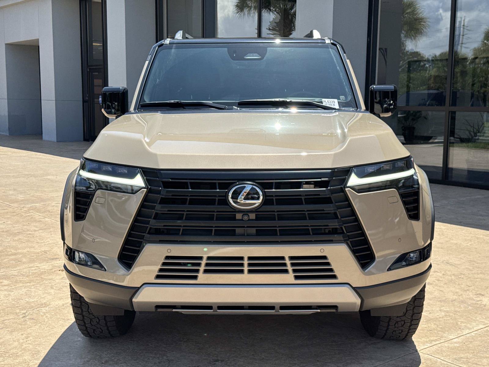 Certified 2025 Lexus GX 550 AWD/4WD image 8