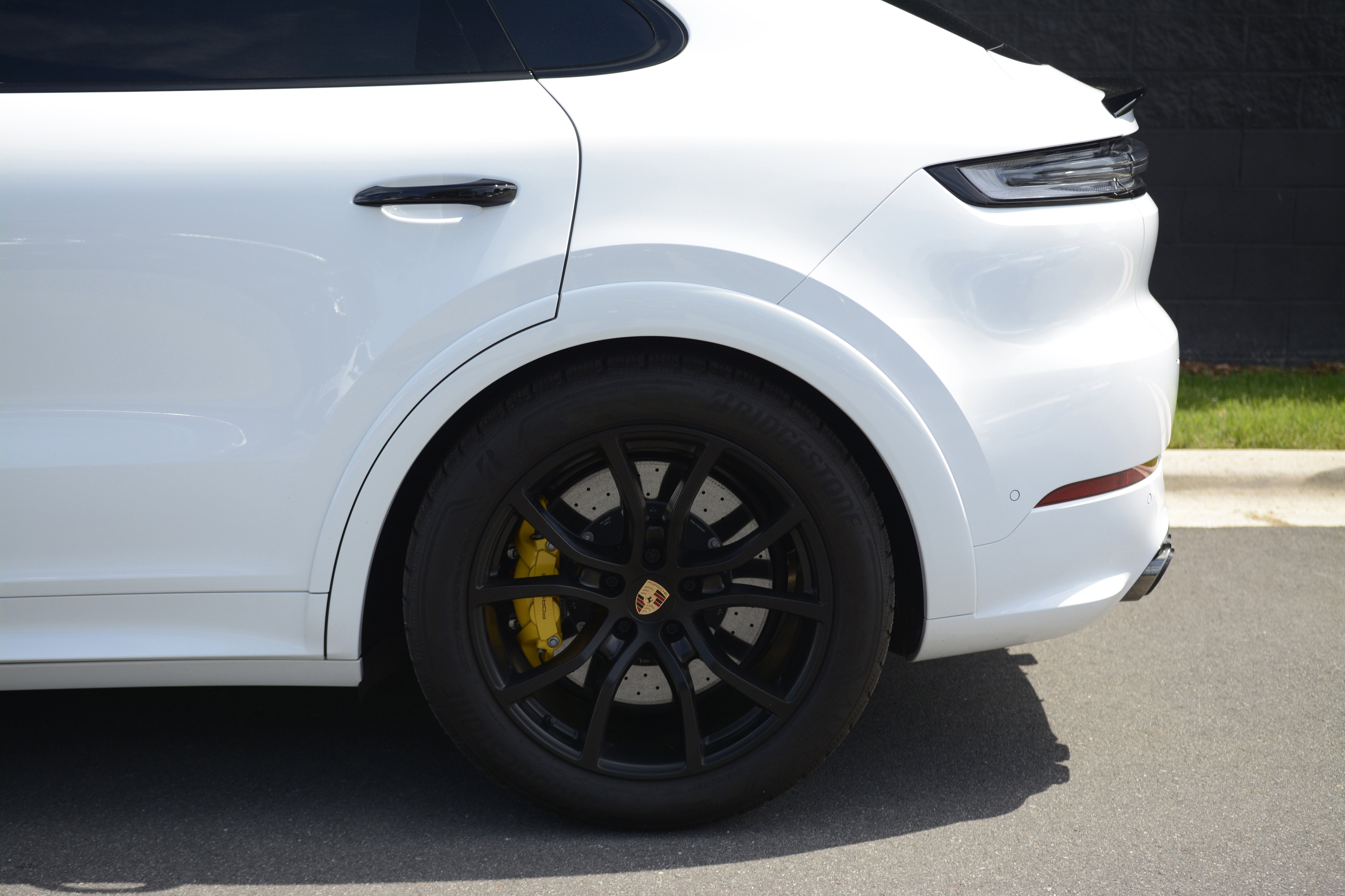 Used 2026 Porsche Cayenne GTS AWD/4WD image 40