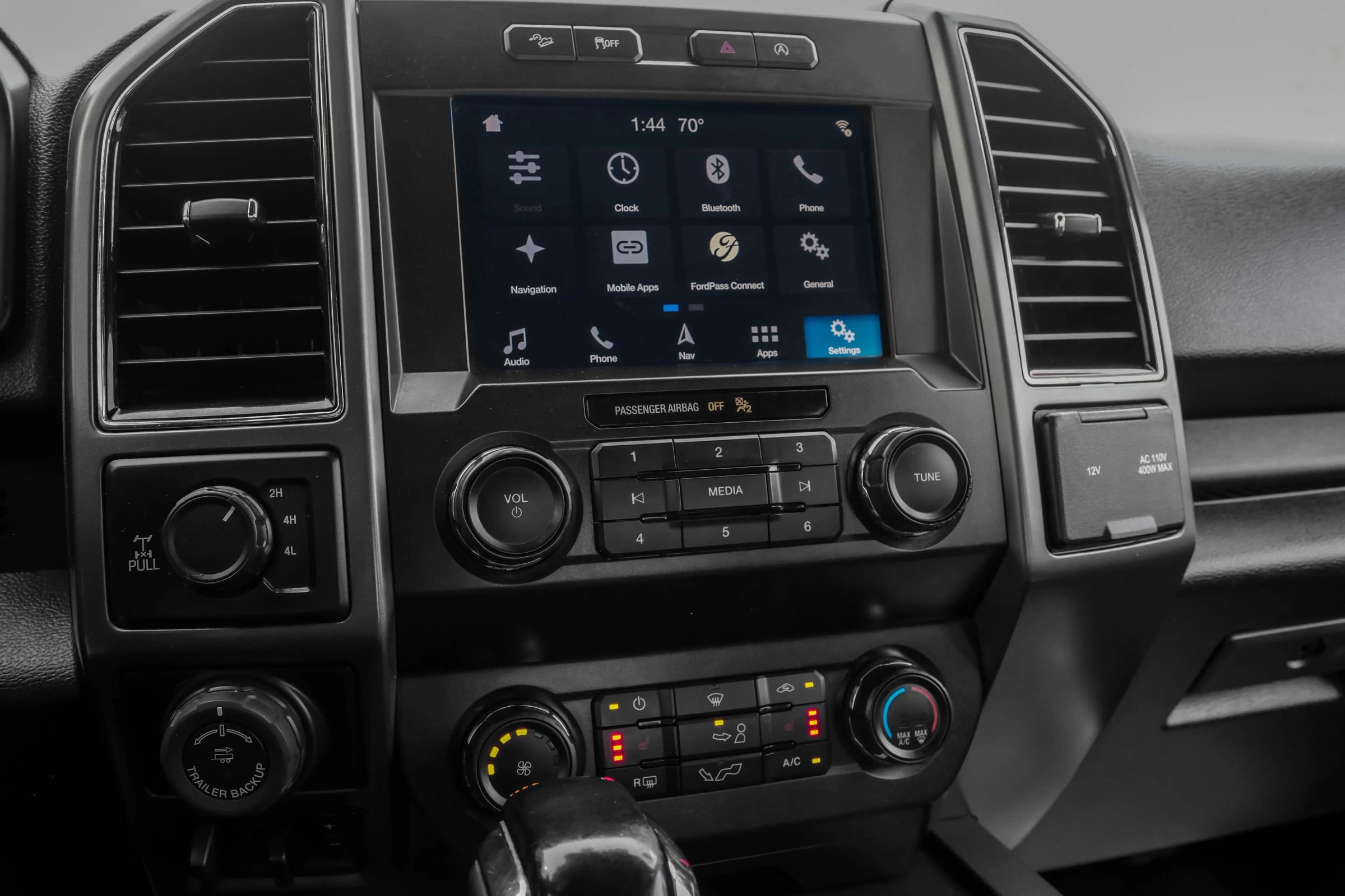 Used 2022 Ford F150 XLT w/ XTR Package image 28