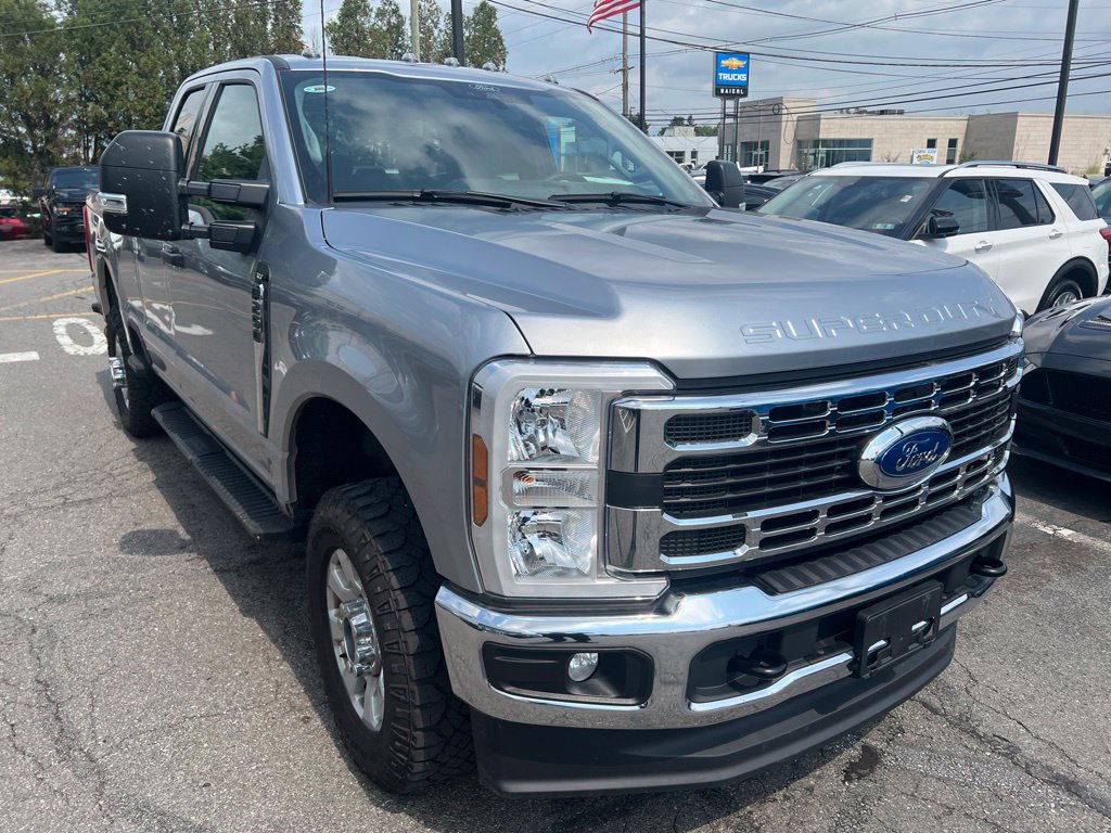 Used 2024 Ford F250 XLT w/ Snow Plow Prep Package AWD/4WD image 4