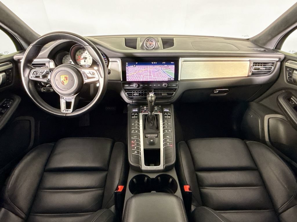 Certified 2020 Porsche Macan Turbo w/ Premium Package Plus (PF3) AWD/4WD image 11
