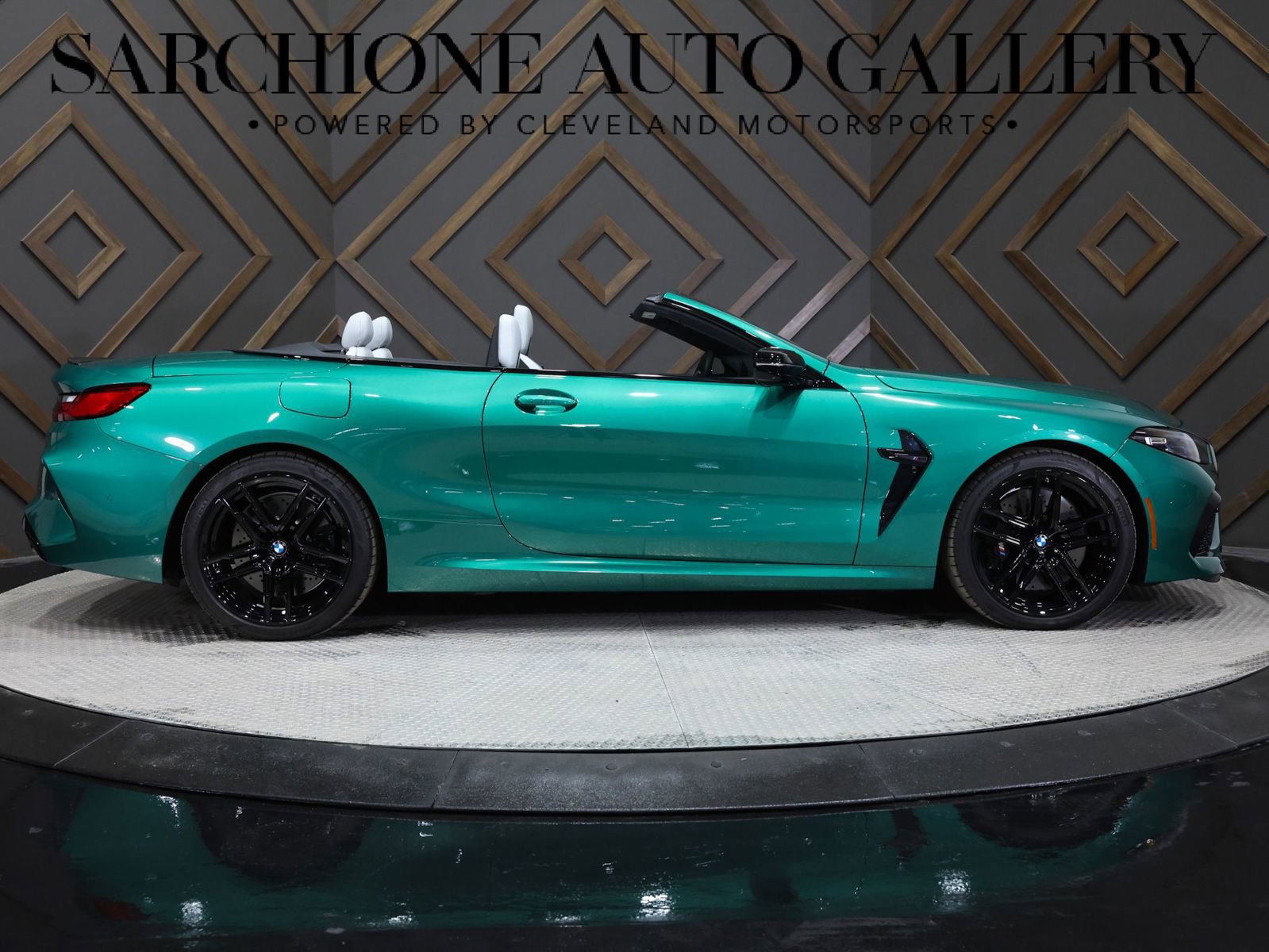 Used 2025 BMW M8 Competition image 4