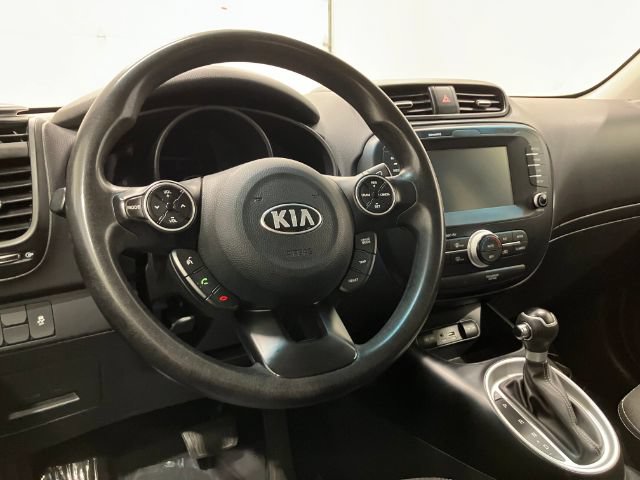 Used 2018 Kia Soul + FWD image 46