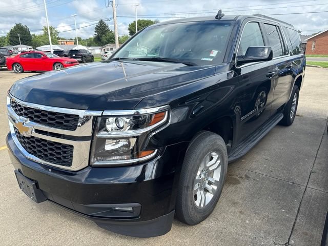 Used 2016 Chevrolet Suburban LT w/ Luxury Package AWD/4WD image 3