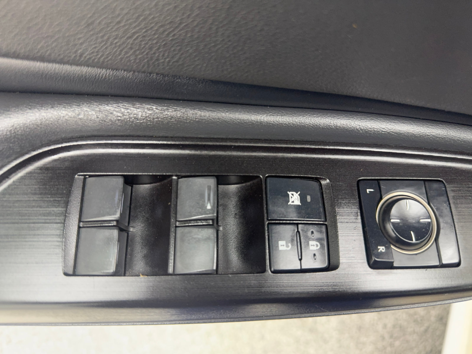 Used 2019 Lexus ES 350 F Sport w/ Accessory Package 2 FWD image 30