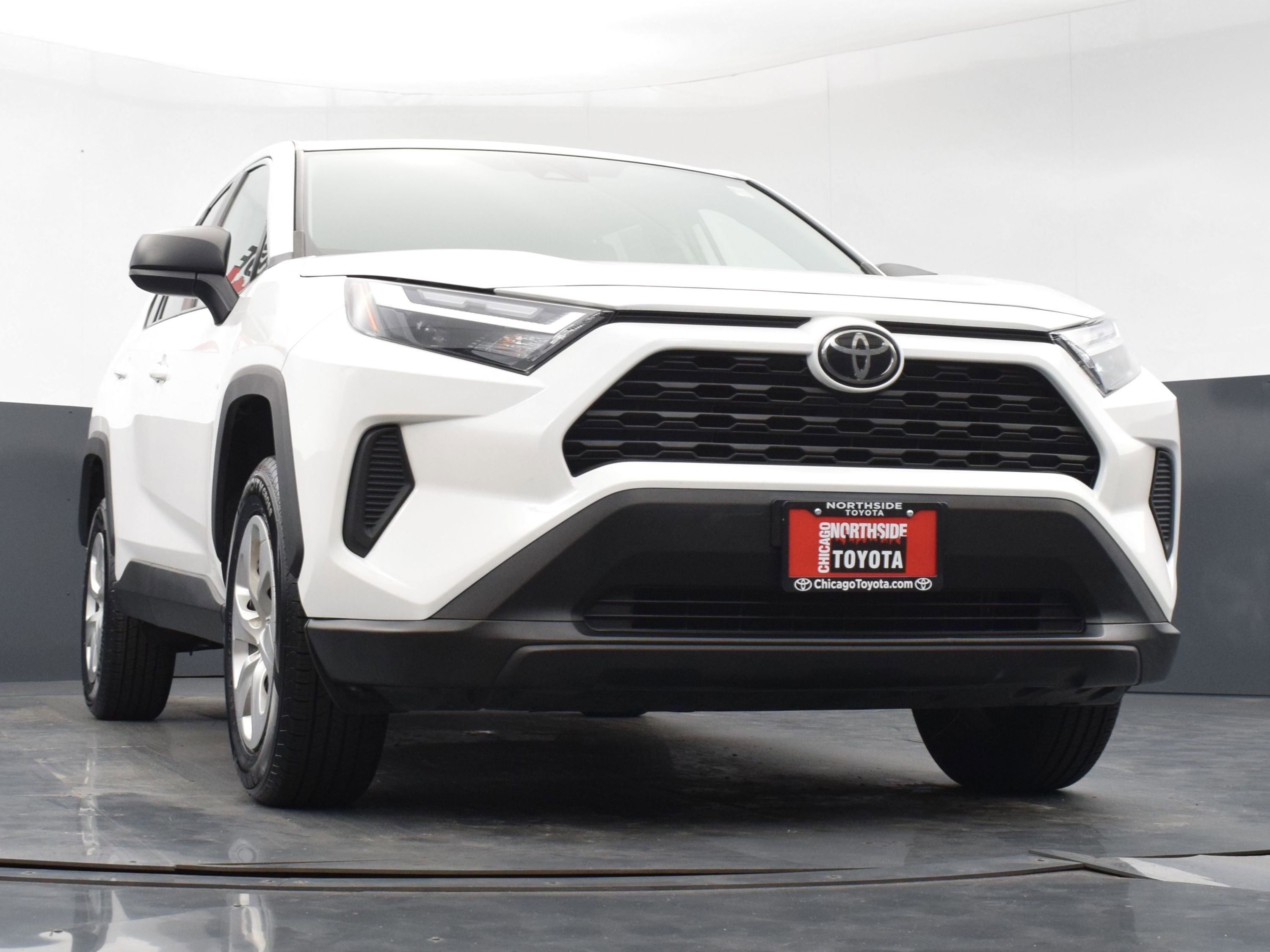 Used 2023 Toyota RAV4 LE FWD image 28