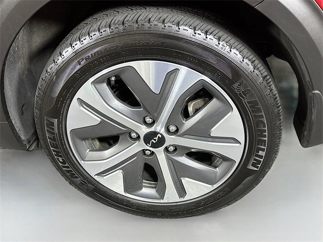 Used 2022 Kia Niro EX w/ Cold Weather Package image 31