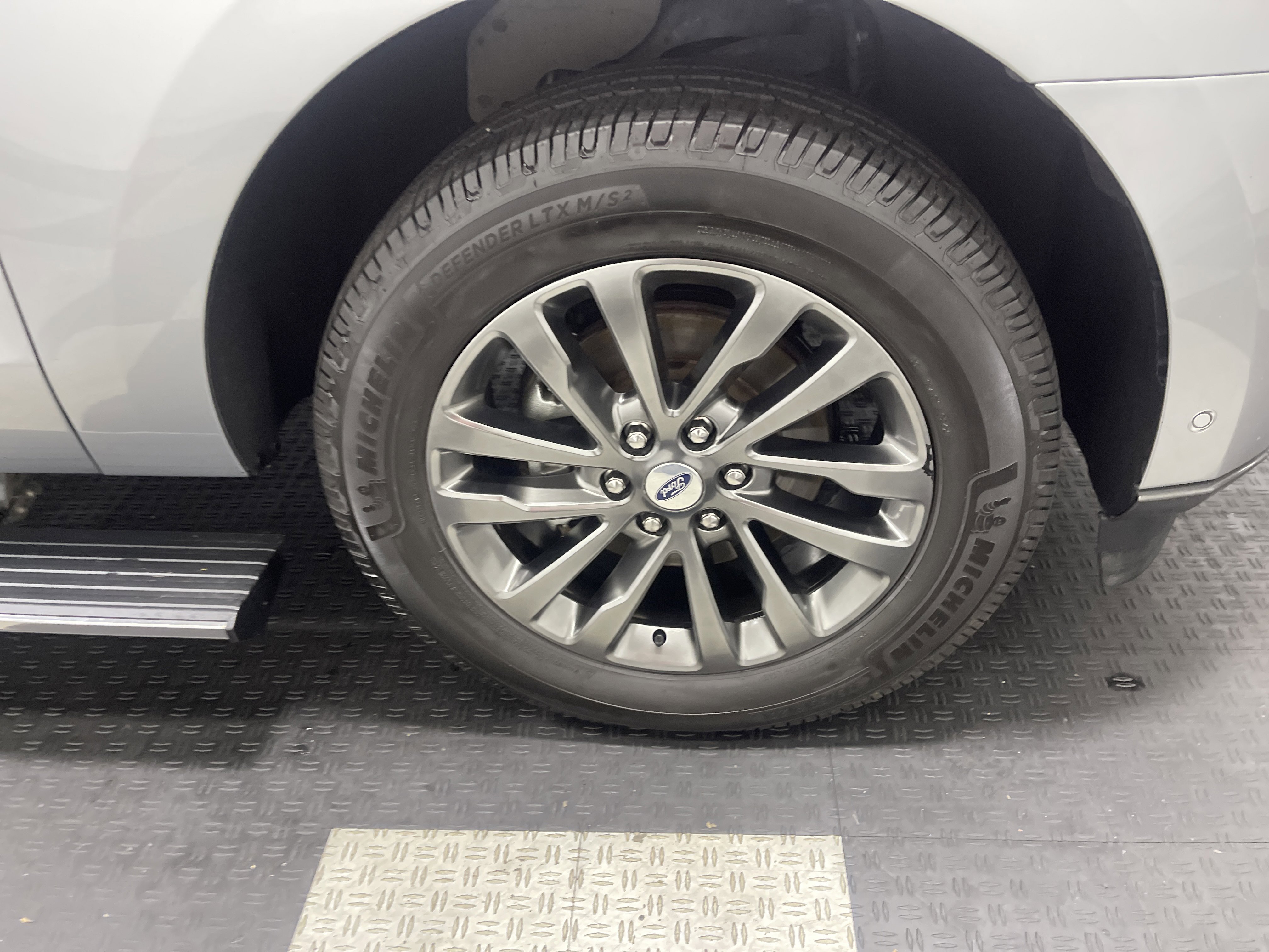 Used 2021 Ford Expedition Max Limited image 29