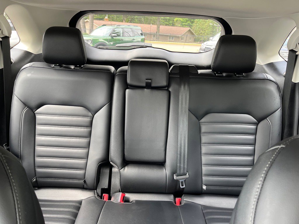 Used 2024 Ford Edge SEL image 16