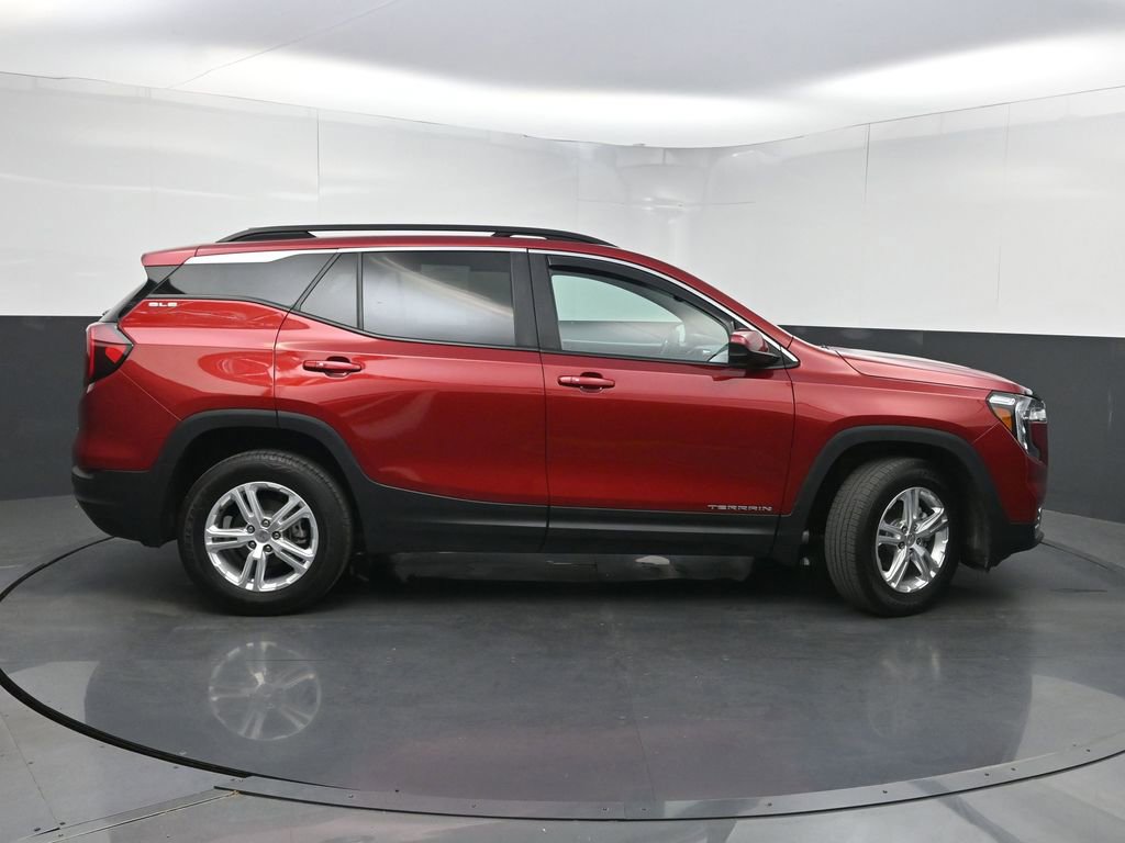 Used 2022 GMC Terrain SLE w/ Driver Convenience Package AWD/4WD image 40