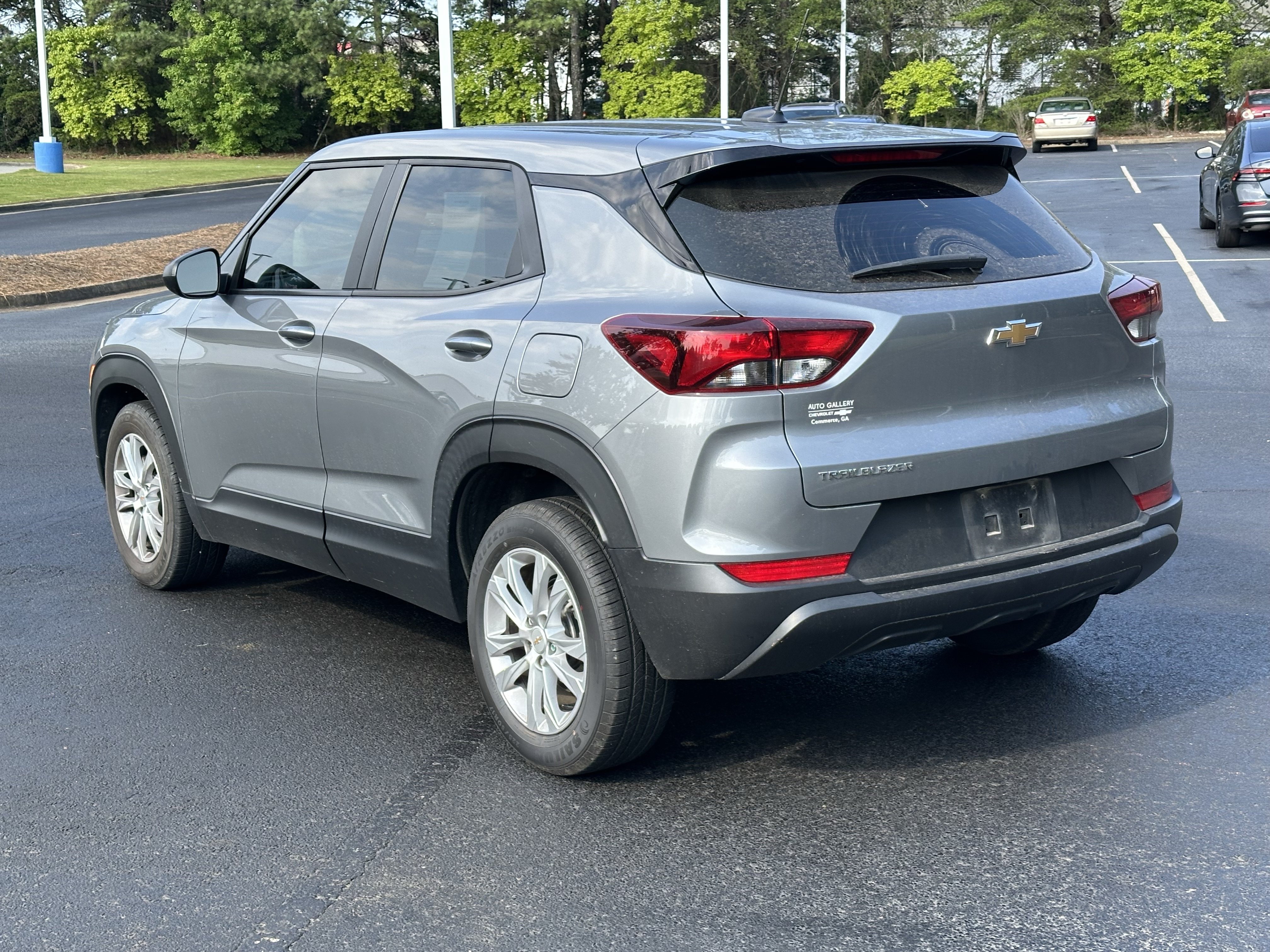 Used 2023 Chevrolet TrailBlazer LS FWD image 9