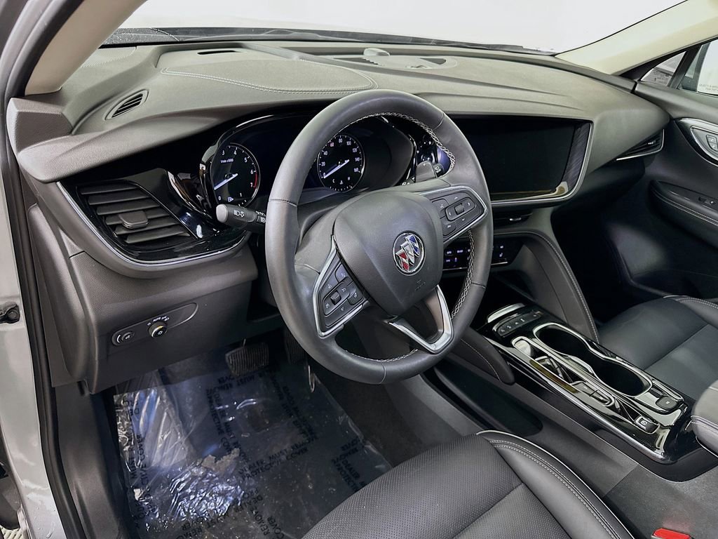 Used 2023 Buick Envision Essence image 14